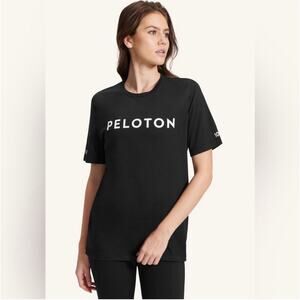 Peloton Women’s Reach 100 Classic Short Sleeve Shirt in Black - Size: XS